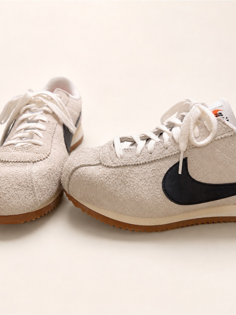 Nike Cortez Vintage Suede Summit White Black Gum Women’s 9 FJ2530-102